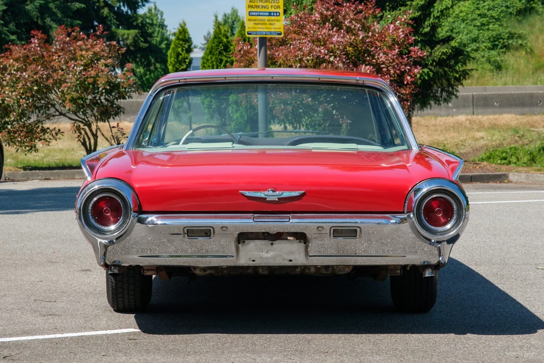 1961 Ford Thunderbird 3rd Gen - Image 10 of 31