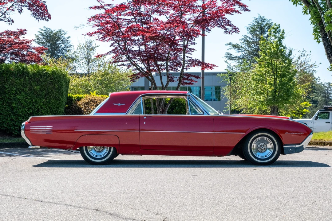 1961 Ford Thunderbird 3rd Gen - Image 13 of 31