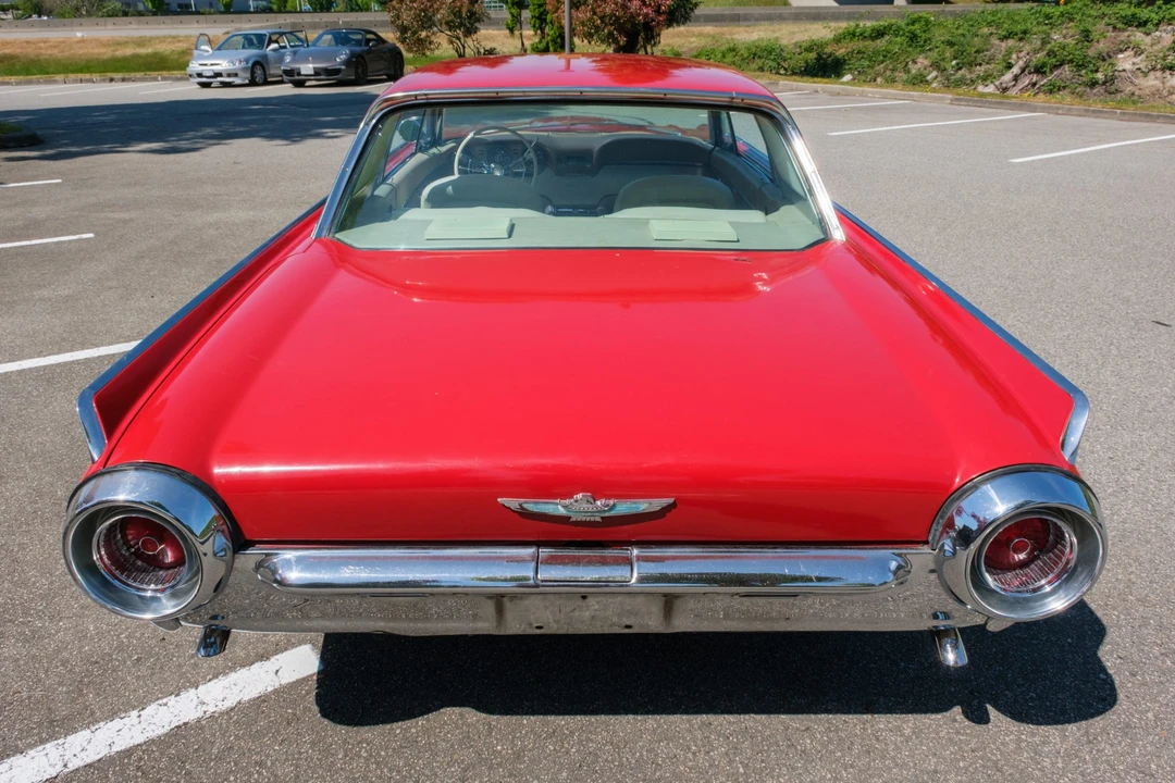1961 Ford Thunderbird 3rd Gen - Image 9 of 31
