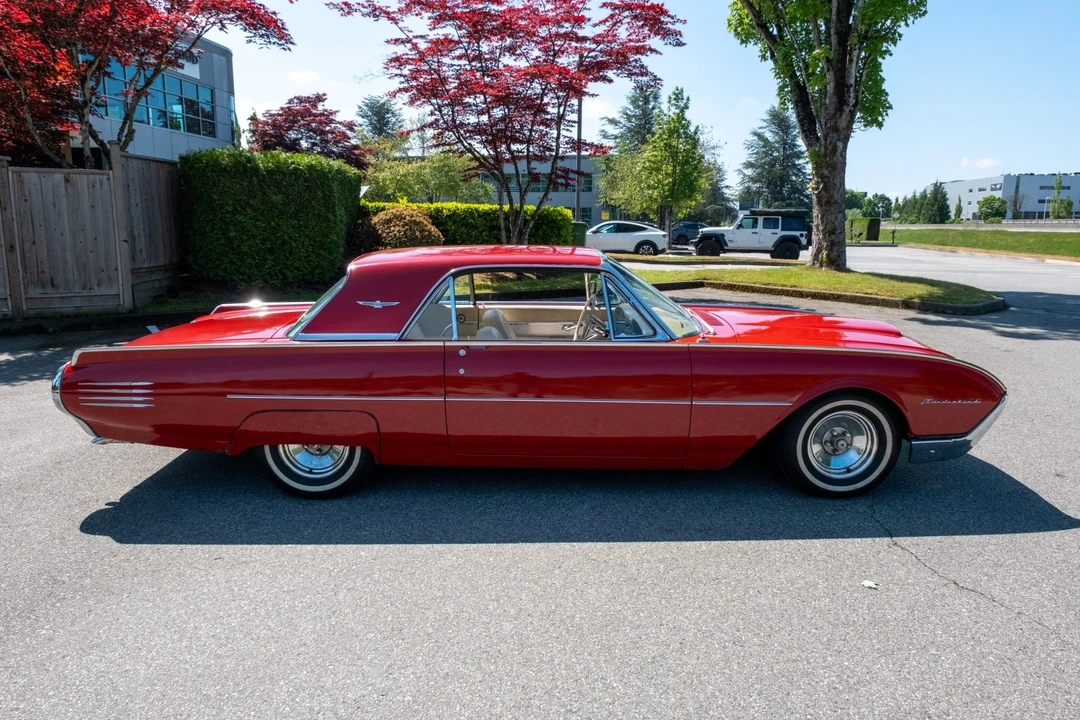 1961 Ford Thunderbird 3rd Gen - Image 14 of 31