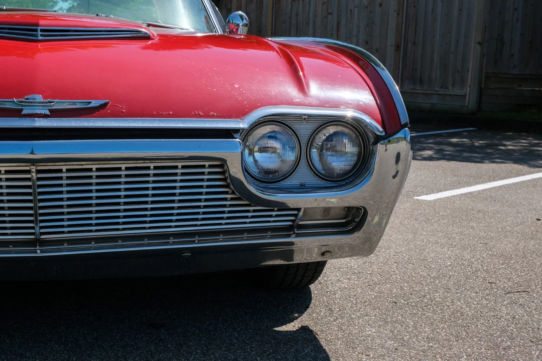 1961 Ford Thunderbird 3rd Gen - Image 25 of 31