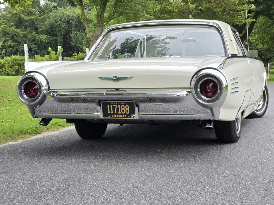 1961 Ford Thunderbird 3rd Gen - Image 29 of 31