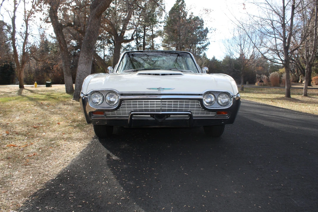 1961 Ford Thunderbird 3rd Gen - Image 12 of 31