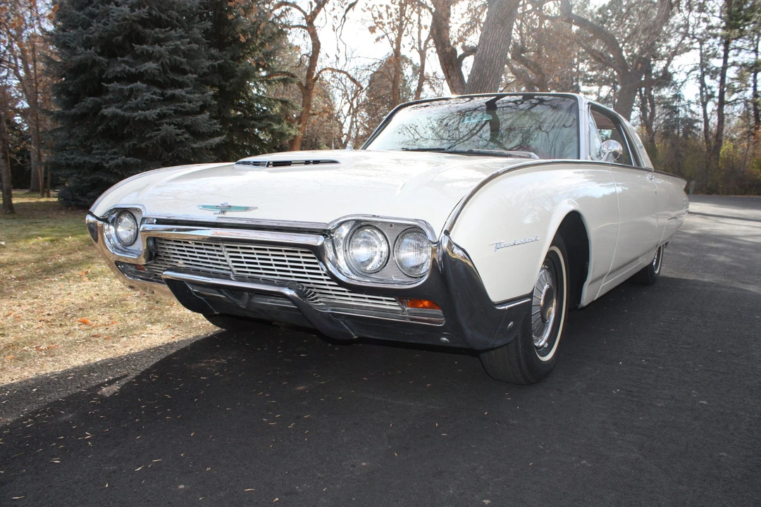 1961 Ford Thunderbird 3rd Gen - Image 2 of 31