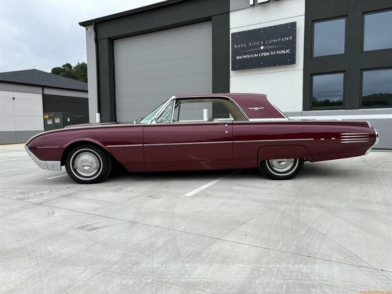 1961 Ford Thunderbird 3rd Gen - Image 13 of 31
