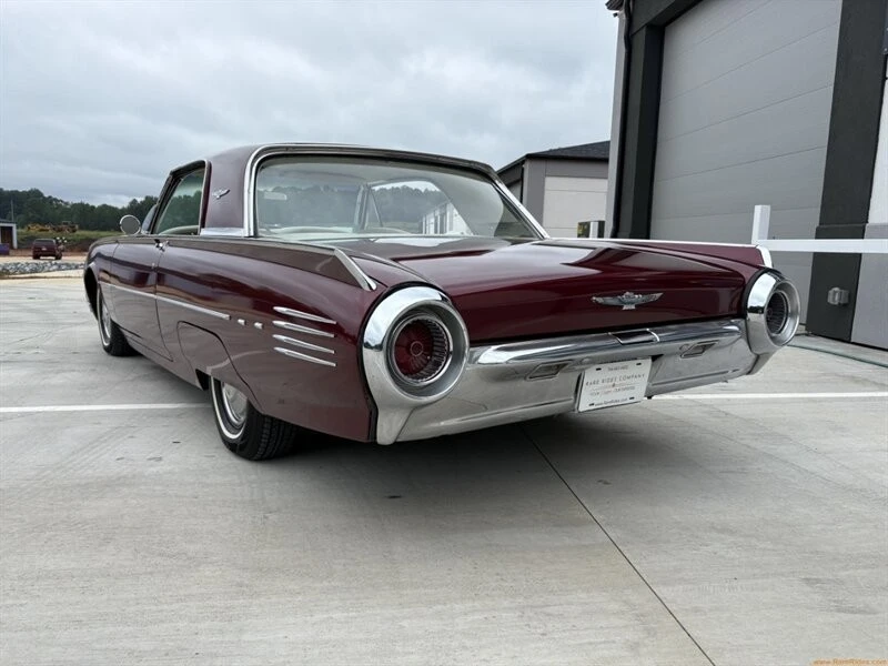 1961 Ford Thunderbird 3rd Gen - Image 4 of 31