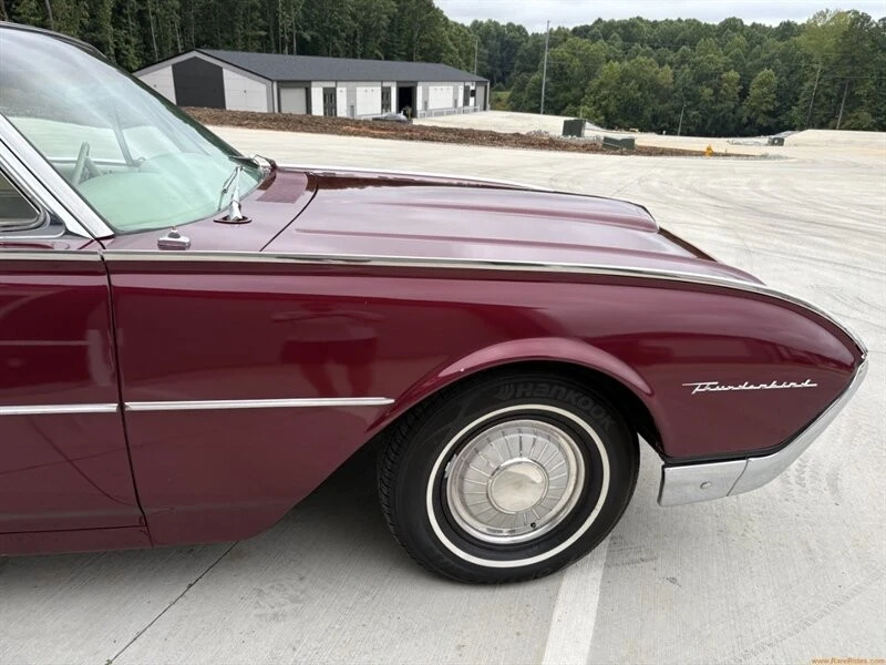 1961 Ford Thunderbird 3rd Gen - Image 17 of 31