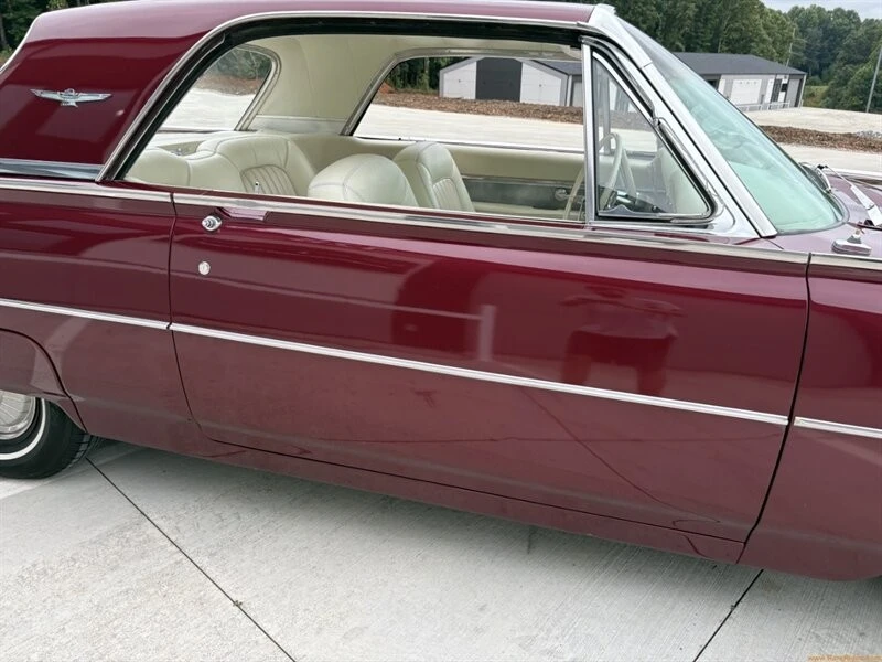 1961 Ford Thunderbird 3rd Gen - Image 16 of 31