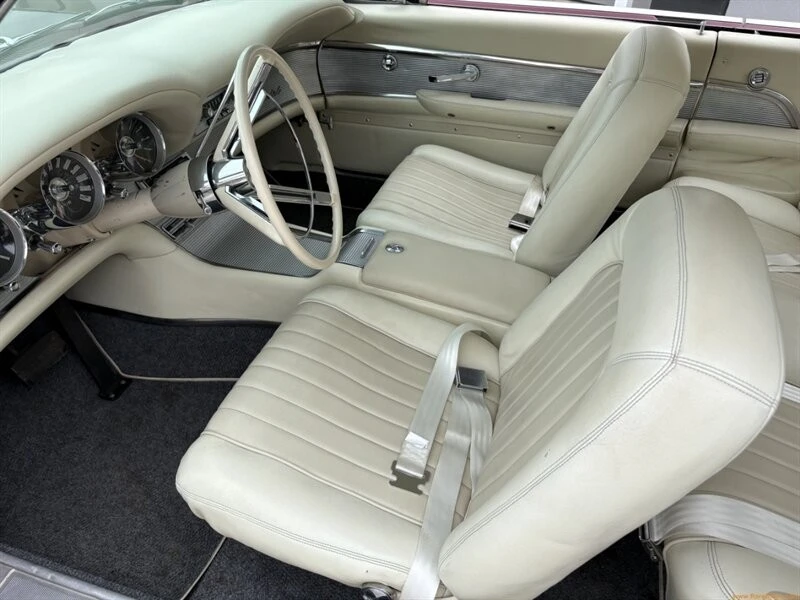 1961 Ford Thunderbird 3rd Gen - Image 6 of 31
