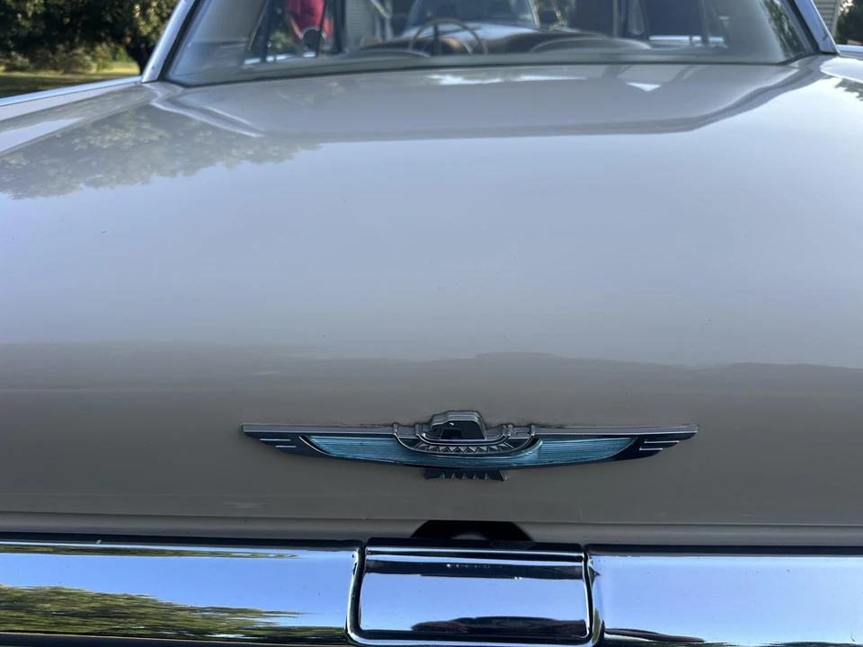 1961 Ford Thunderbird 3rd Gen - Image 17 of 31