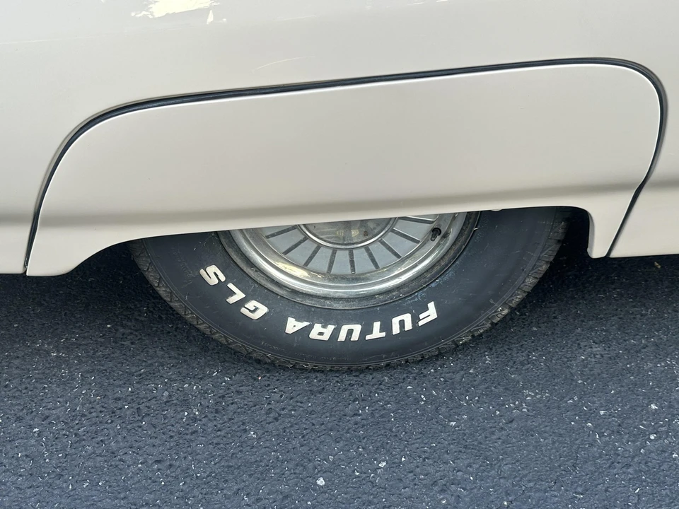 1961 Ford Thunderbird 3rd Gen - Image 24 of 31
