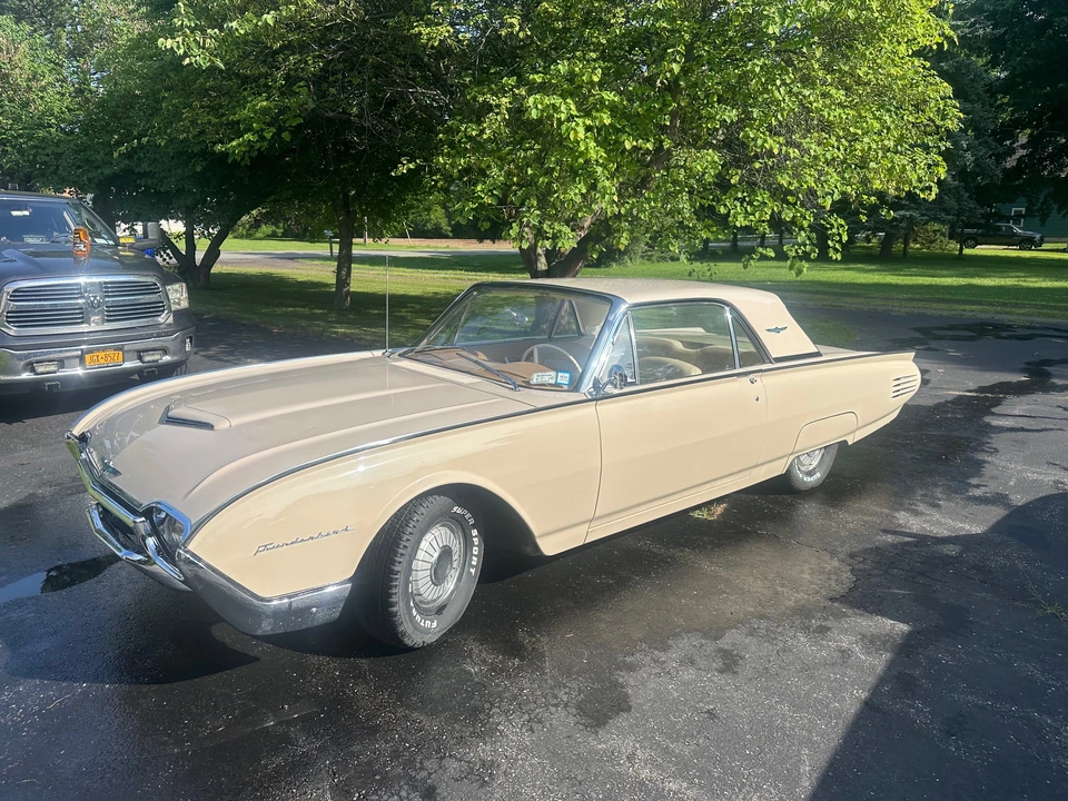 1961 Ford Thunderbird 3rd Gen - Image 6 of 31