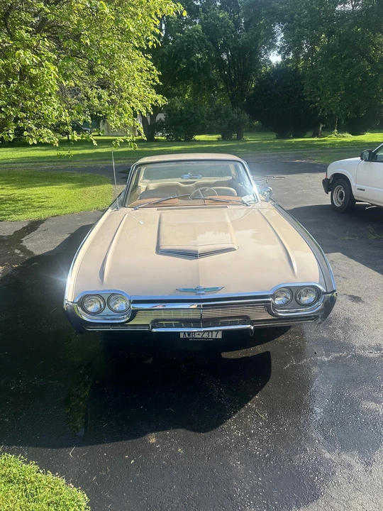 1961 Ford Thunderbird 3rd Gen - Image 4 of 31