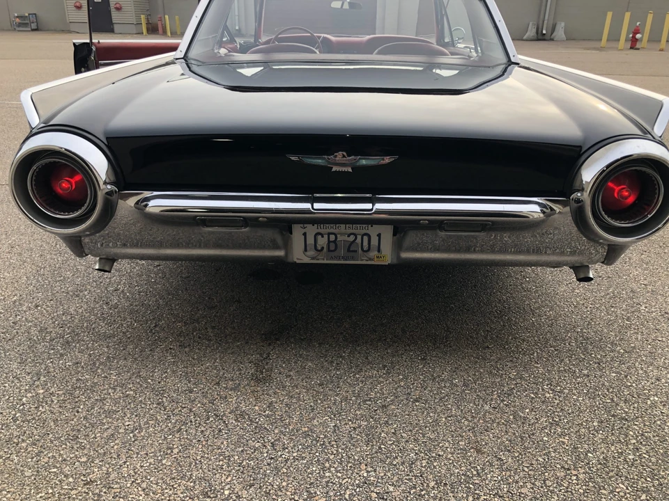 1961 Ford Thunderbird 3rd Gen - Image 15 of 31
