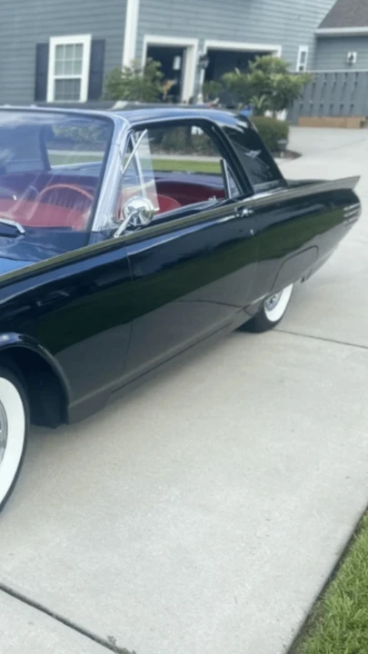 1961 Ford Thunderbird 3rd Gen - Image 24 of 31