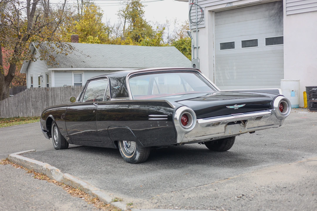 1961 Ford Thunderbird 3rd Gen - Image 5 of 31