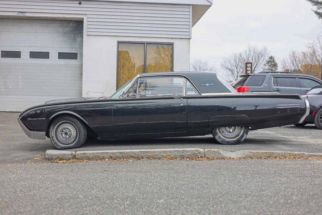 1961 Ford Thunderbird 3rd Gen - Image 3 of 31