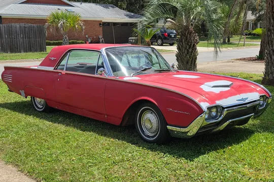 1961 Ford Thunderbird Coupe