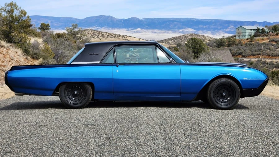 1961 Ford Thunderbird 3rd Gen - Image 2 of 15