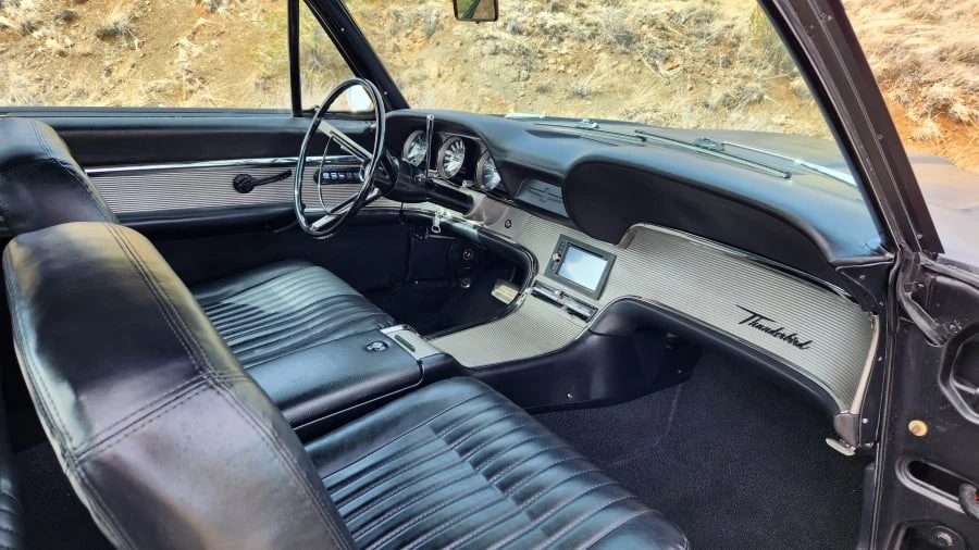1961 Ford Thunderbird 3rd Gen - Image 14 of 15