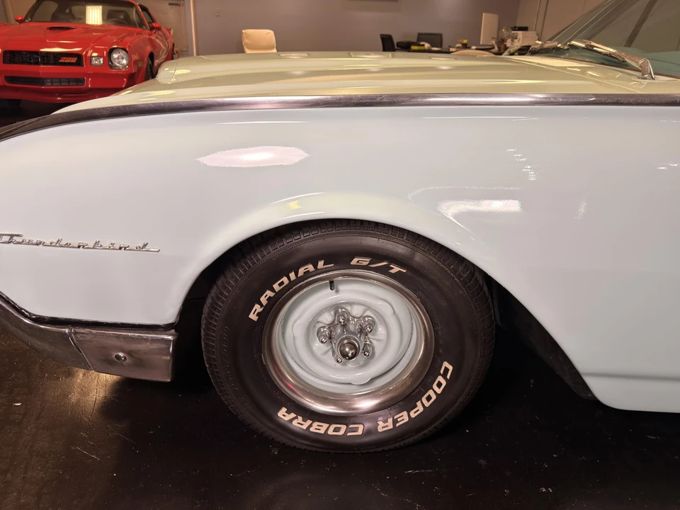 1961 Ford Thunderbird 3rd Gen - Image 23 of 31