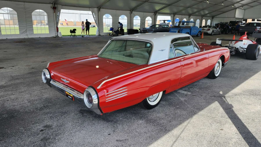 1961 Ford Thunderbird 3rd Gen - Image 3 of 7