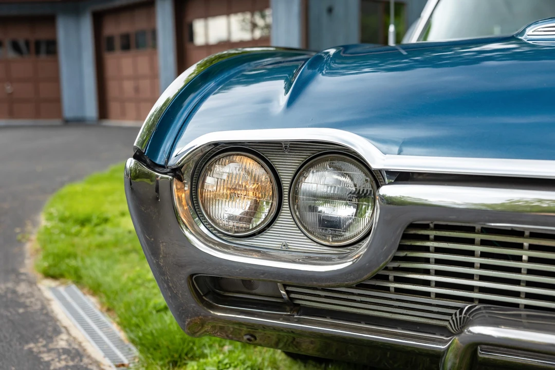 1961 Ford Thunderbird 3rd Gen - Image 11 of 31