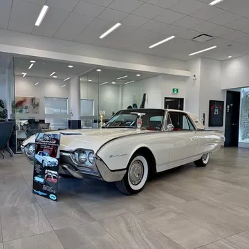 1961 Ford Thunderbird