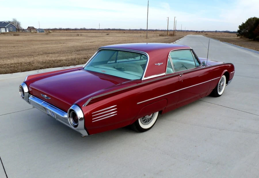 1961 Ford Thunderbird 3rd Gen - Image 2 of 7