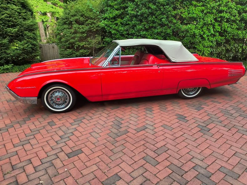 1961 Ford Thunderbird 3rd Gen - Image 3 of 21