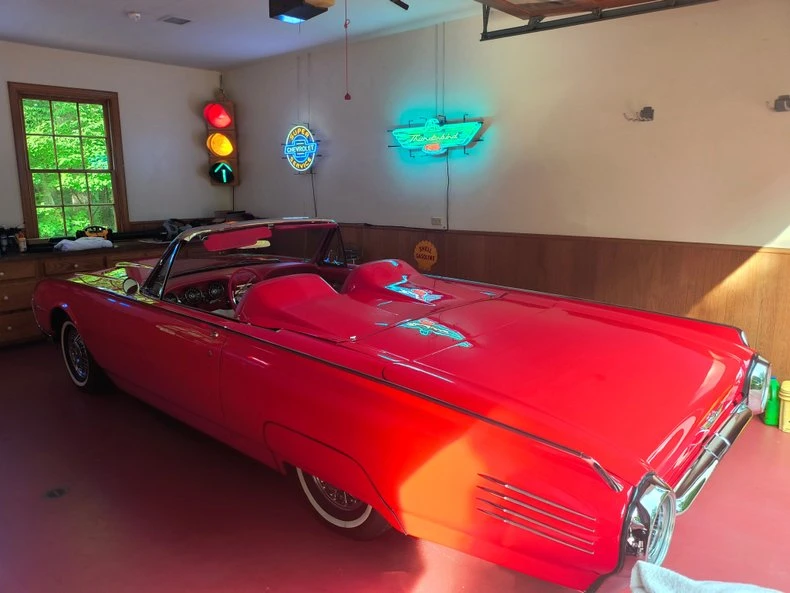 1961 Ford Thunderbird 3rd Gen - Image 18 of 21
