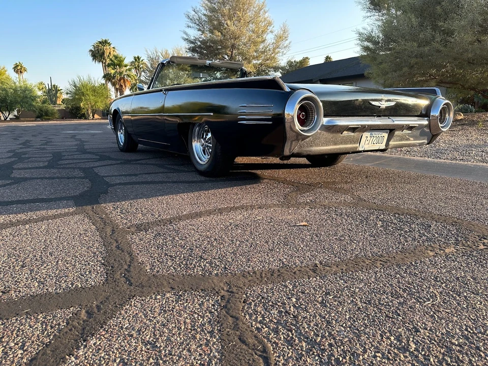1961 Ford Thunderbird 3rd Gen - Image 16 of 31