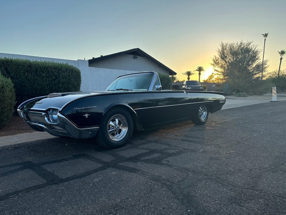 1961 Ford Thunderbird 3rd Gen - Image 3 of 31