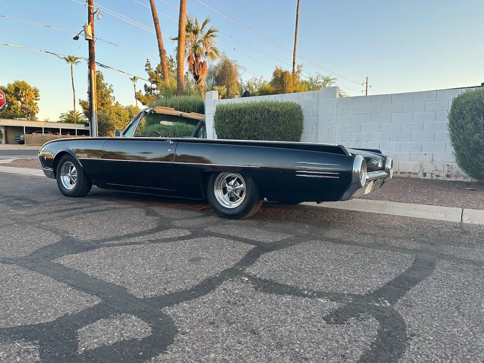 1961 Ford Thunderbird 3rd Gen - Image 13 of 31