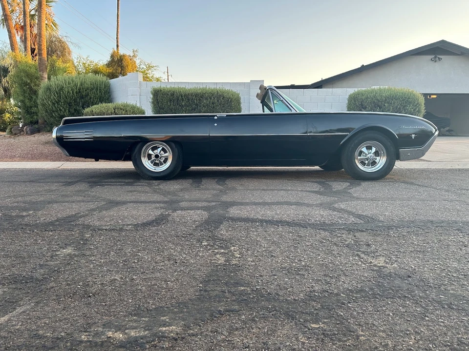 1961 Ford Thunderbird 3rd Gen - Image 28 of 31