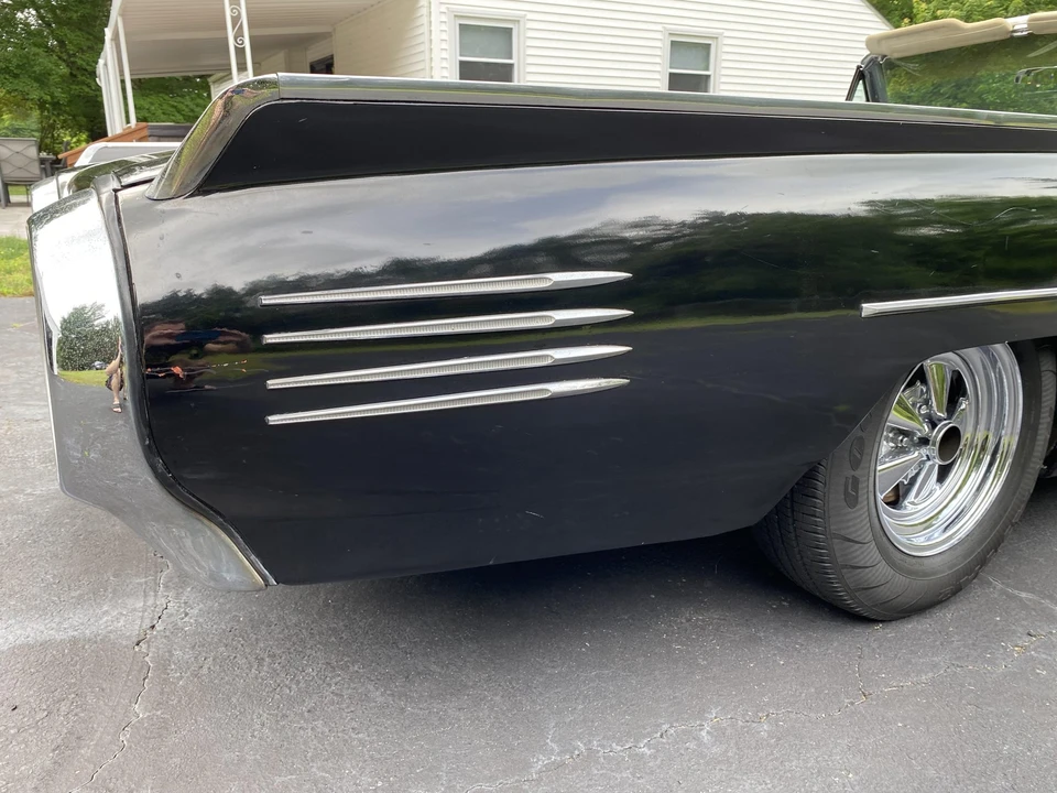 1961 Ford Thunderbird 3rd Gen - Image 26 of 31