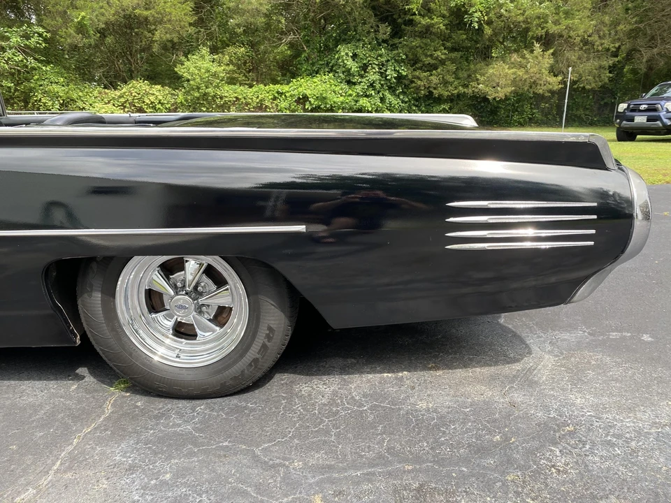1961 Ford Thunderbird 3rd Gen - Image 28 of 31
