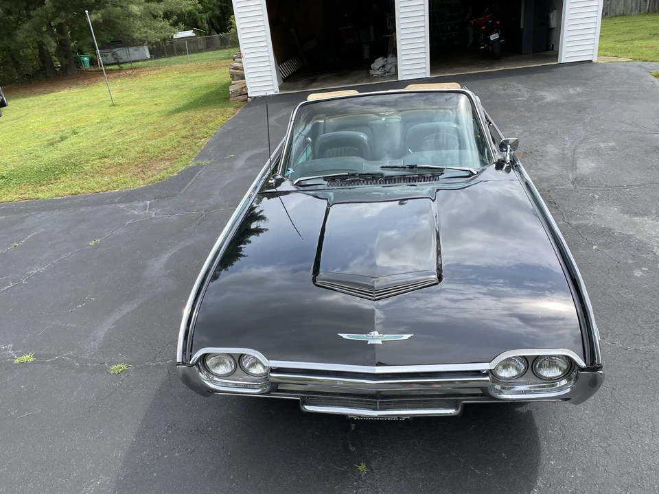 1961 Ford Thunderbird 3rd Gen - Image 4 of 31