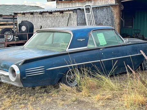1961 Ford Thunderbird