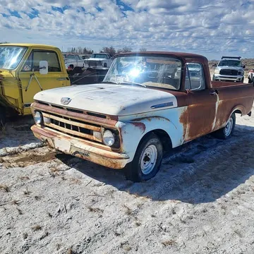 1961 Ford F-100 Short Bed
