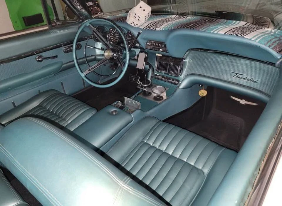 1961 Ford Thunderbird 3rd Gen - Image 14 of 16
