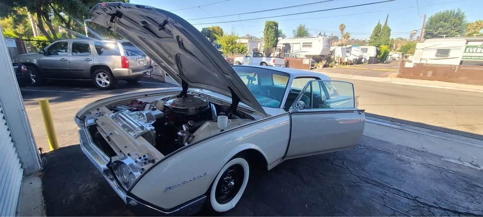 1961 Ford Thunderbird 3rd Gen - Image 13 of 16