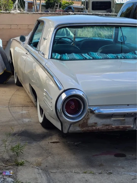 1961 Ford Thunderbird 3rd Gen - Image 3 of 16