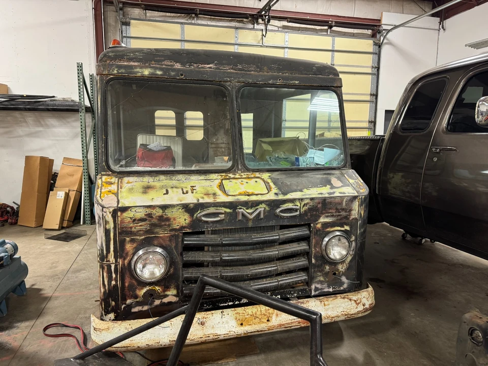 1961 GMC G-series Van - Image 15 of 16