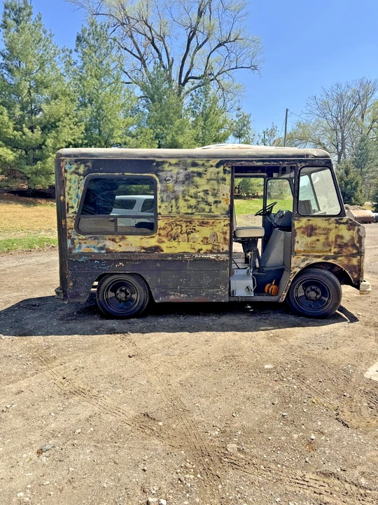 1961 GMC G-series Van - Image 2 of 16