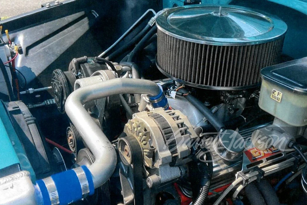 1961 GMC Suburban 5th Gen - Image 2 of 8