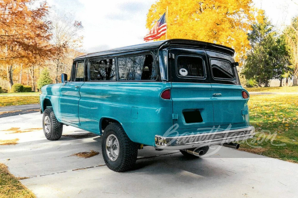 1961 GMC Suburban 5th Gen - Image 7 of 8