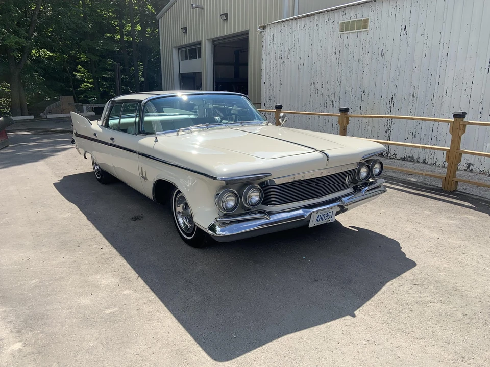1961 Chrysler Imperial 2nd Gen - Image 13 of 31