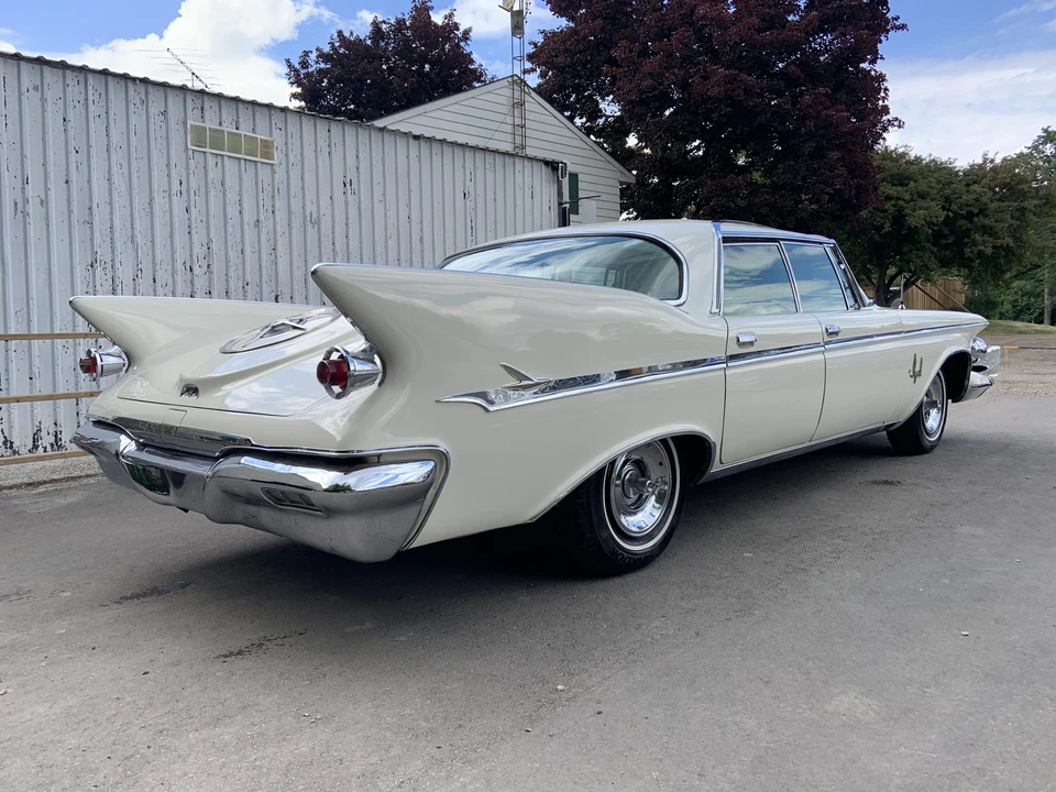 1961 Chrysler Imperial 2nd Gen - Image 8 of 31