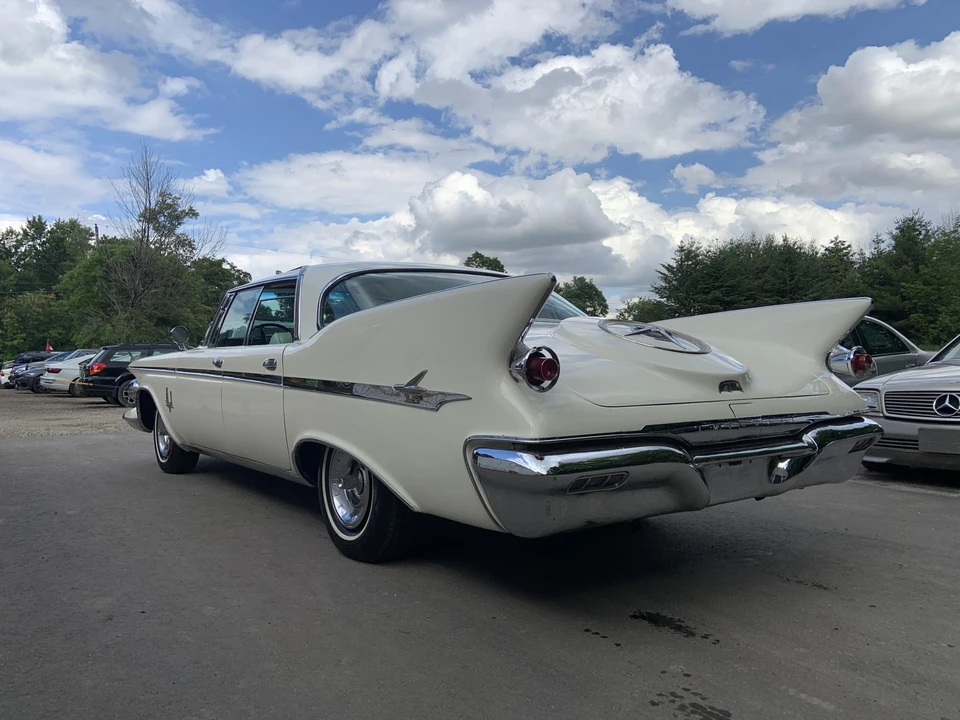 1961 Chrysler Imperial 2nd Gen - Image 6 of 31